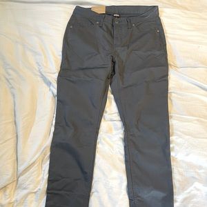 Patagonia Women’s Pinyon Pine Pants (8 x 32)